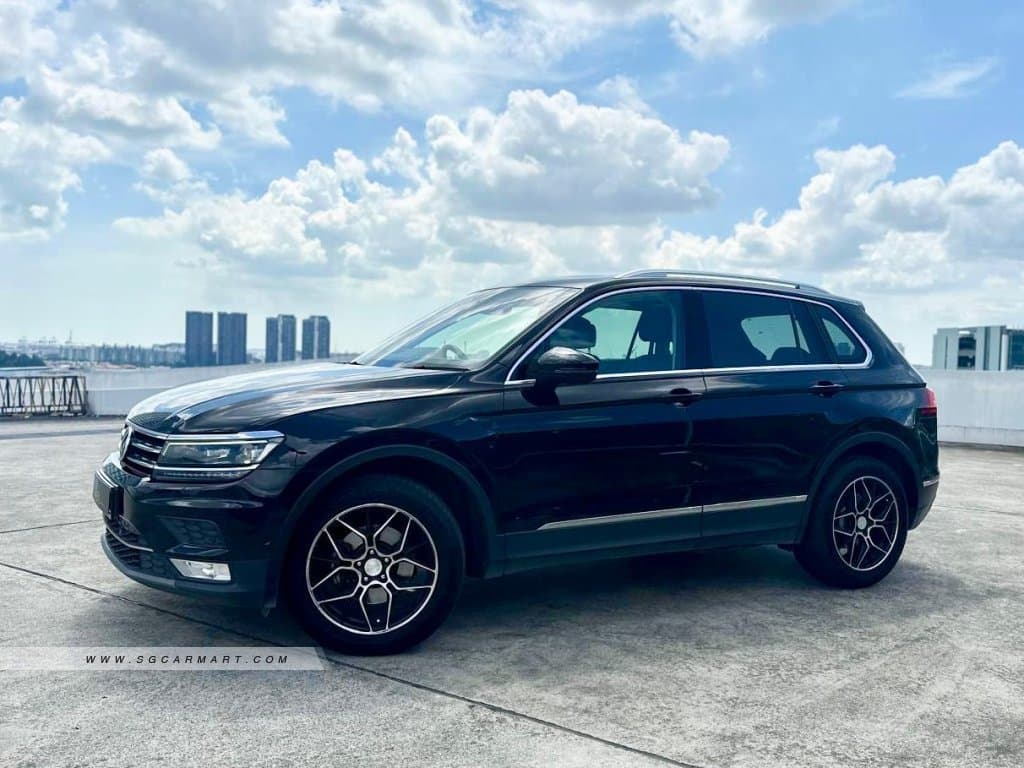 Volkswagen Tiguan 1.4A TSI Highline Panoramic Roof photo 2