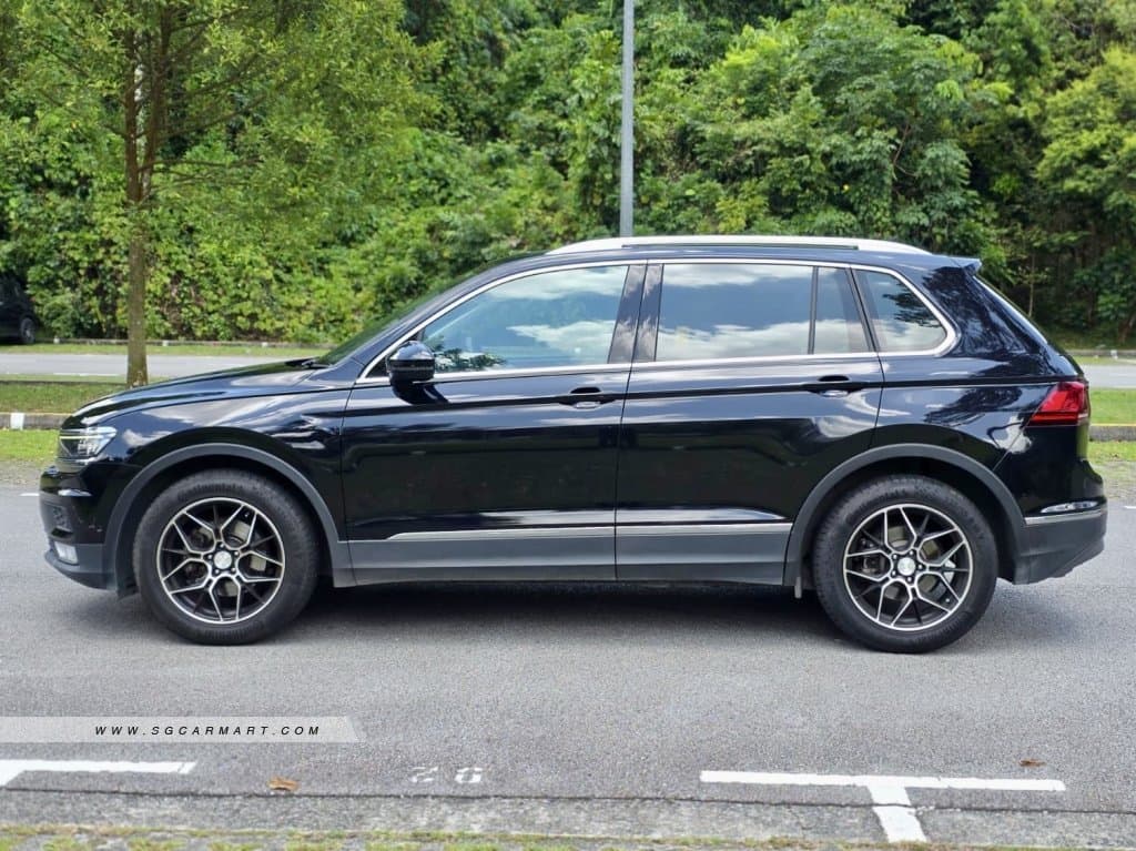 Volkswagen Tiguan 1.4A TSI Highline Panoramic Roof photo 3