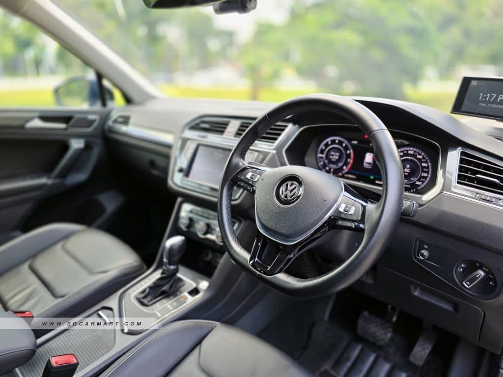 Volkswagen Tiguan 1.4A TSI Highline Panoramic Roof photo 7
