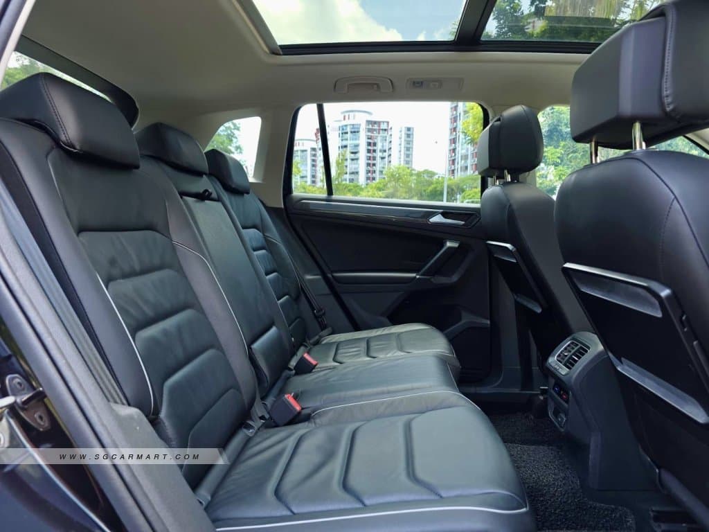 Volkswagen Tiguan 1.4A TSI Highline Panoramic Roof photo 9
