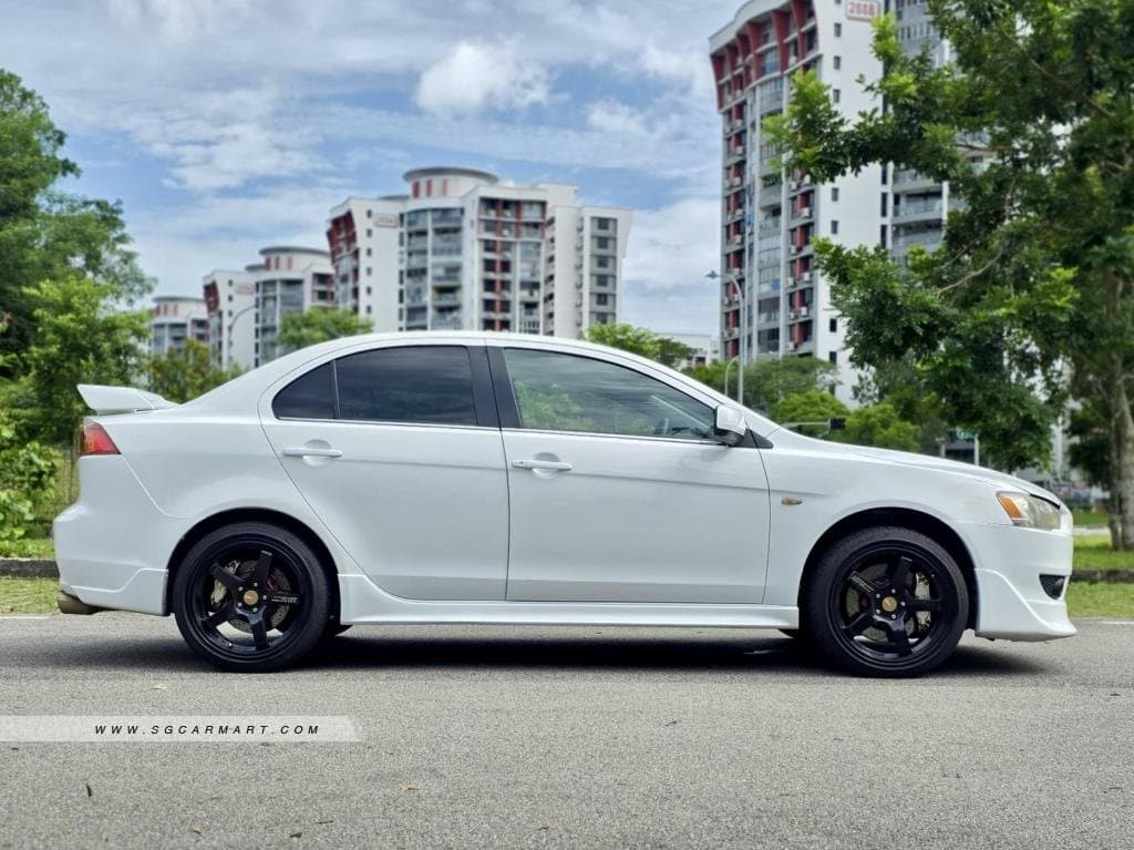 Mitsubishi Lancer EX 2.0A GT (COE till 09/2028) photo 3
