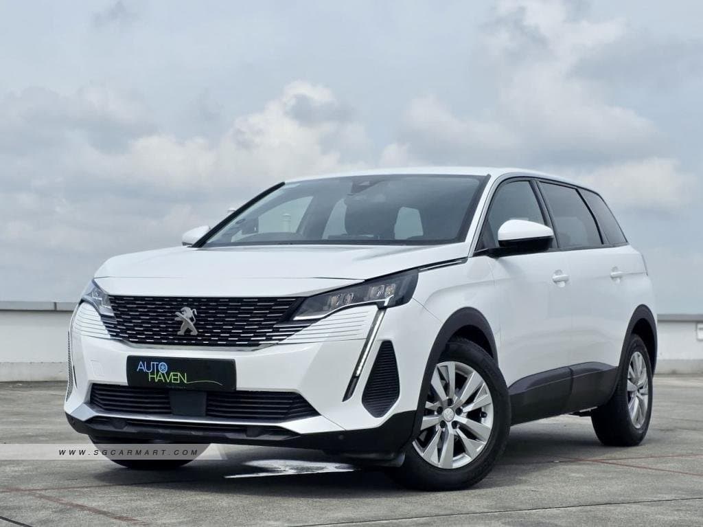 Peugeot 5008 1.2A Puretech EAT8 Active Premium