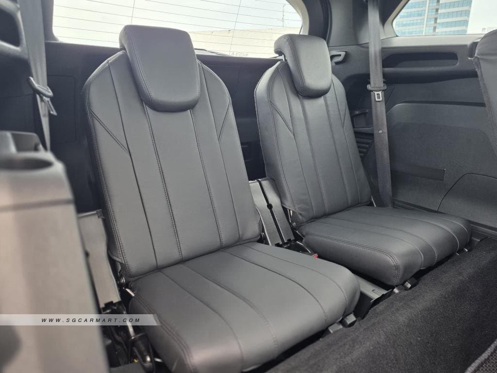Peugeot 5008 1.2A Puretech EAT8 Active Premium photo 9