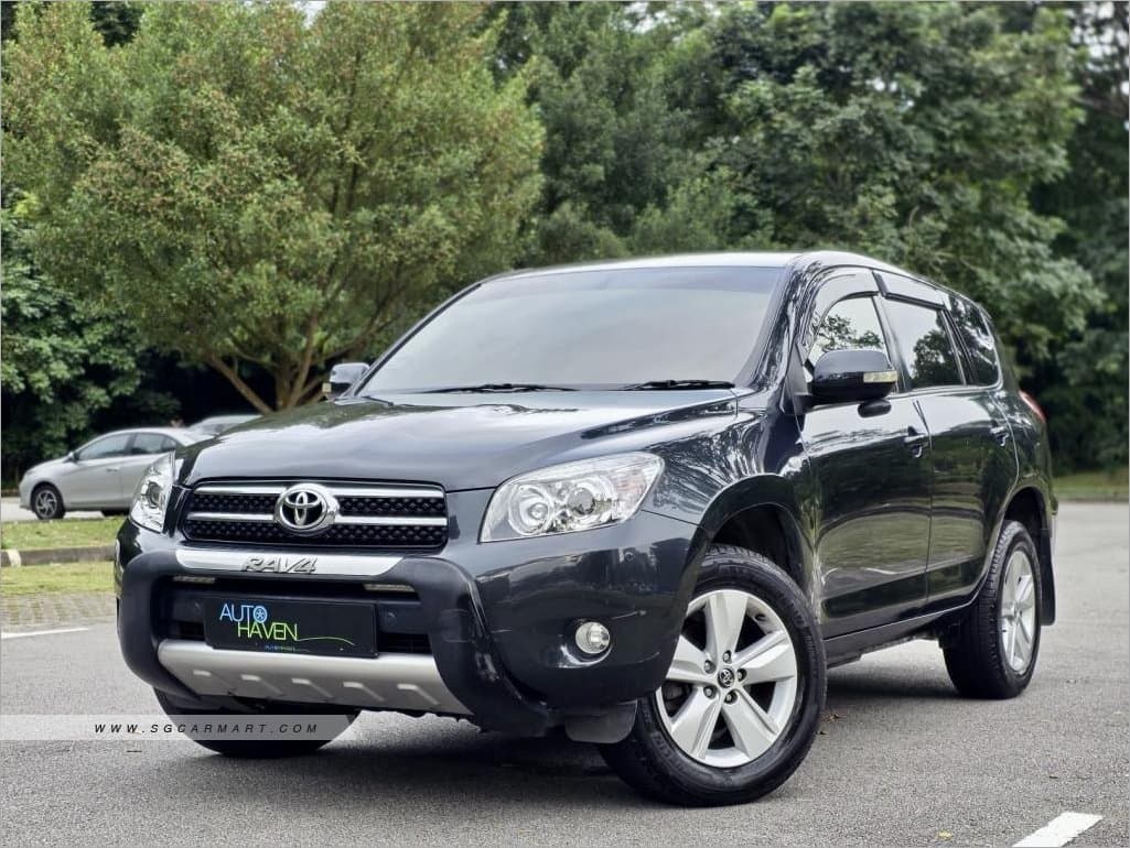 Toyota Rav4 2.4A 5DR (COE till 06/2028)