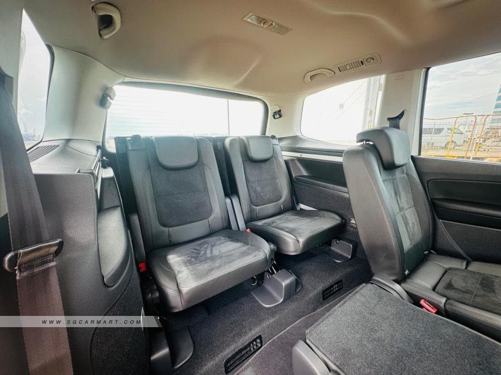 Volkswagen Sharan 2.0A TSI Panoramic Roof photo 9