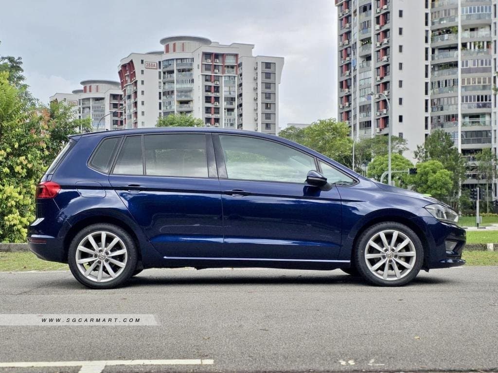 Volkswagen Sportsvan 1.4A TSI Comfortline photo 3