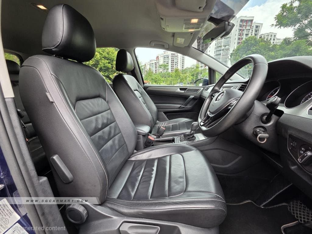 Volkswagen Sportsvan 1.4A TSI Comfortline photo 8