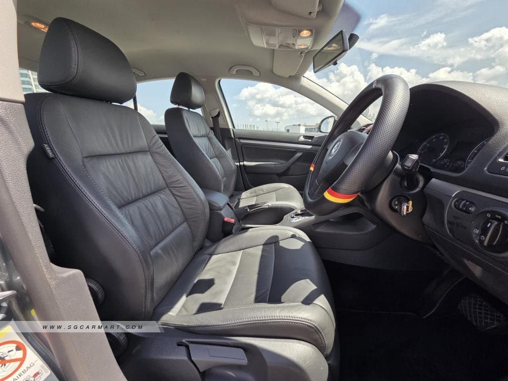 Volkswagen Jetta 1.6A (COE till 09/2027) photo 6