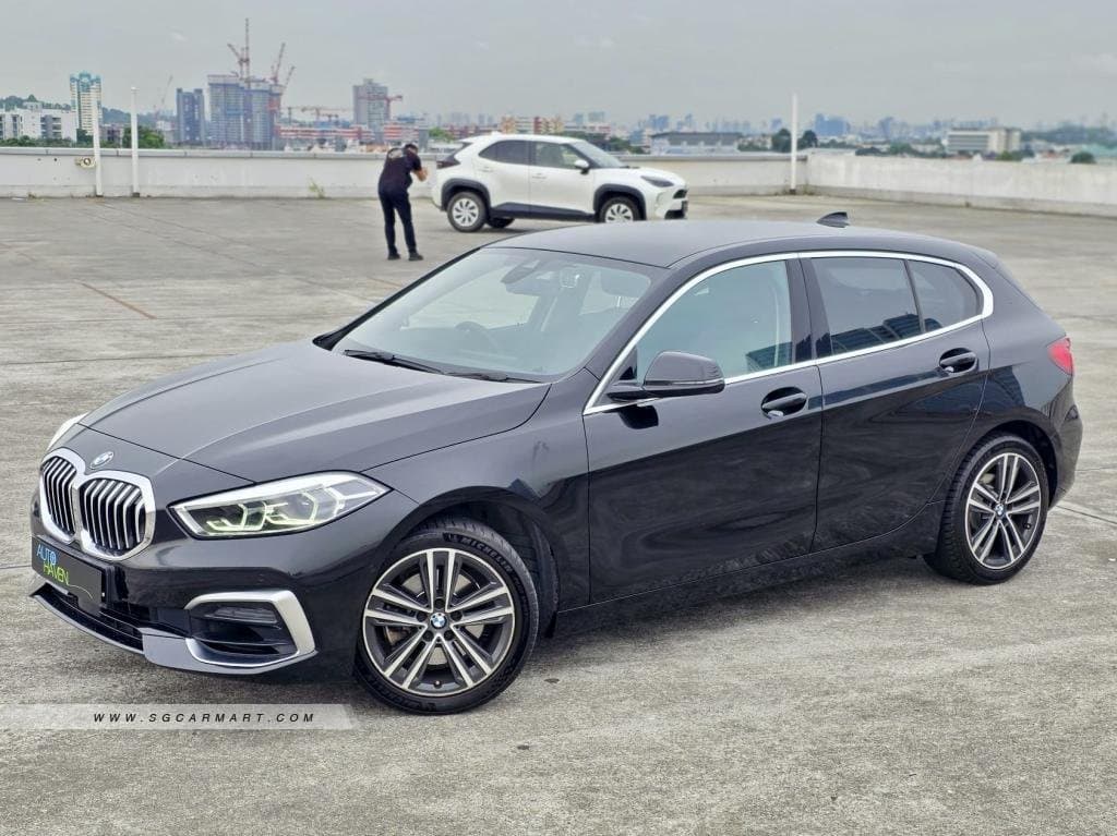 BMW 1 Series 116i Luxury photo 2