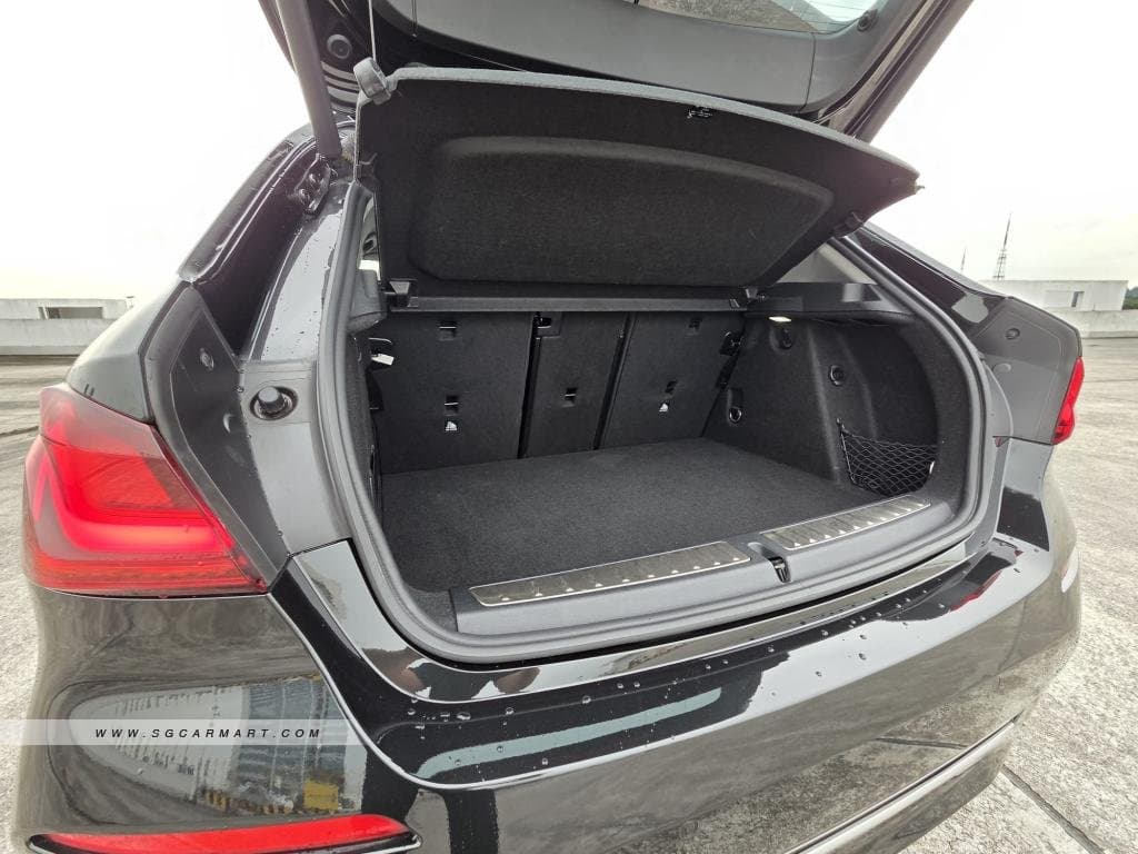 BMW 1 Series 116i Luxury photo 5