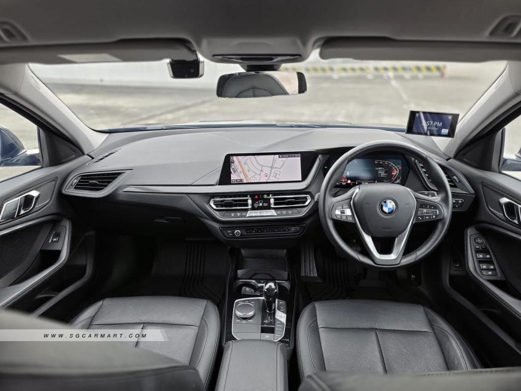 BMW 1 Series 116i Luxury photo 6