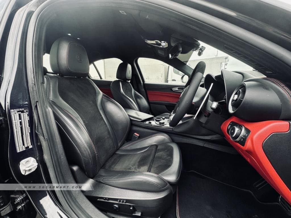 Alfa Romeo Giulia 2.9A Quadrifoglio photo 8