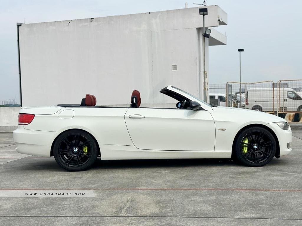 BMW 3 Series 320i Convertible (COE till 04/2028) photo 4