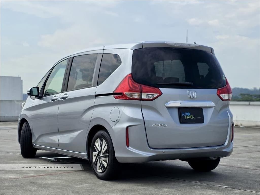 Honda Freed 1.5A G photo 3