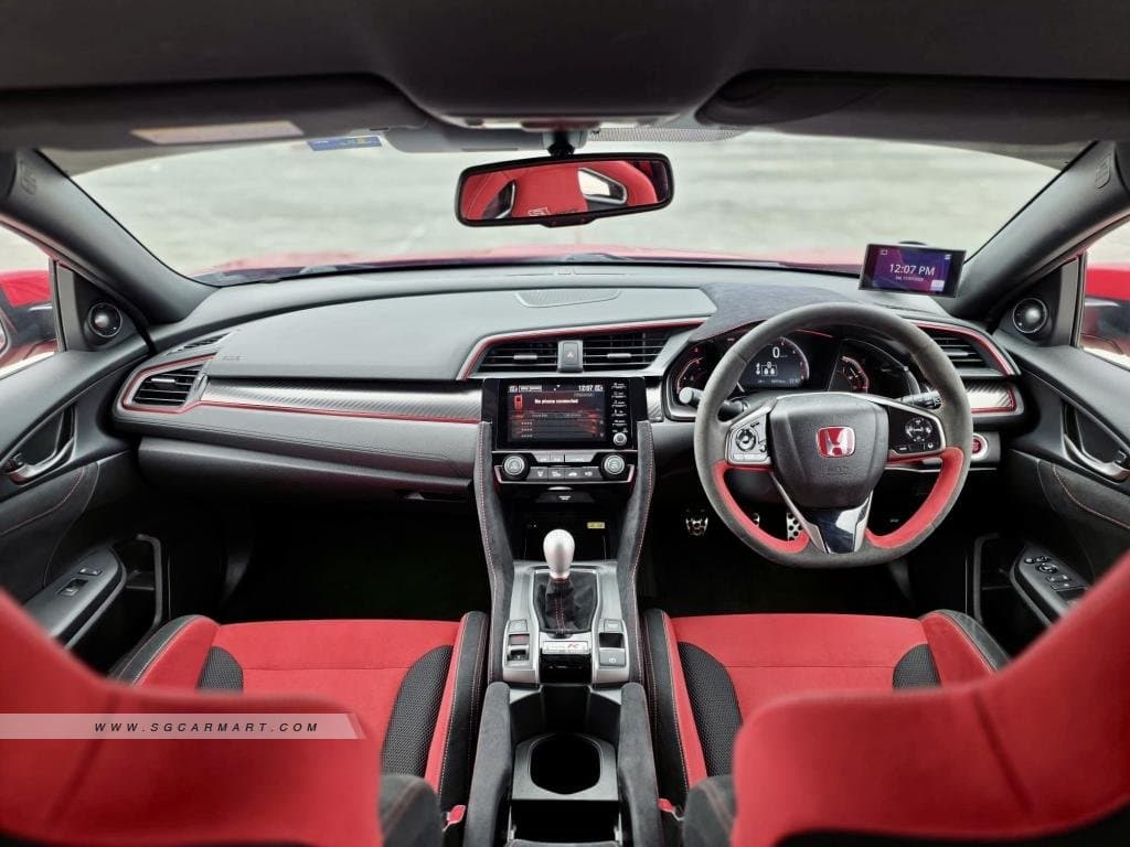 Honda Civic Type-R 2.0M VTEC Turbo GT photo 6