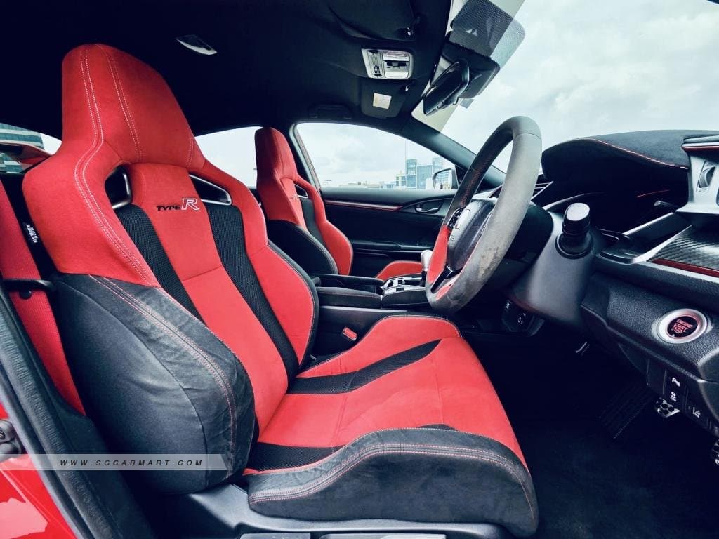 Honda Civic Type-R 2.0M VTEC Turbo GT photo 8