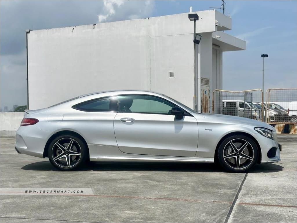 Mercedes-Benz C-Class C43 Coupe AMG 4MATIC photo 2
