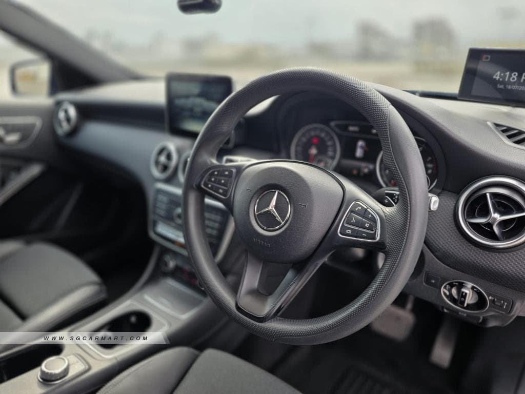 Mercedes-Benz A-Class A180 Style photo 7