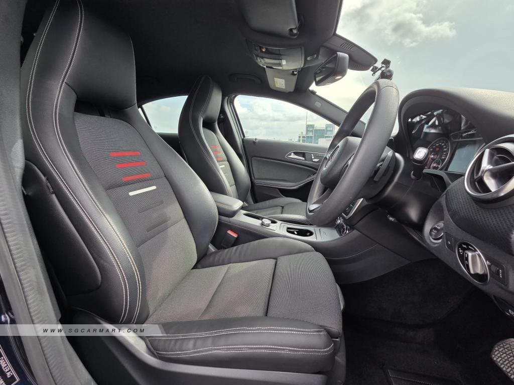 Mercedes-Benz A-Class A180 Style photo 8