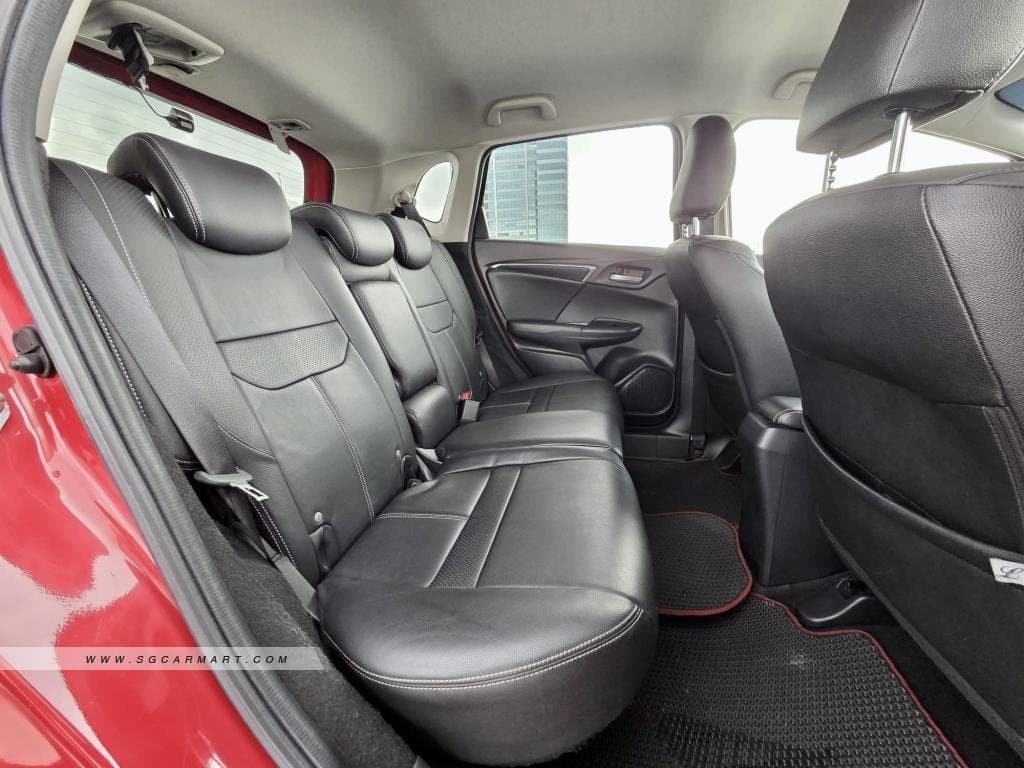 Honda Jazz 1.5A photo 9