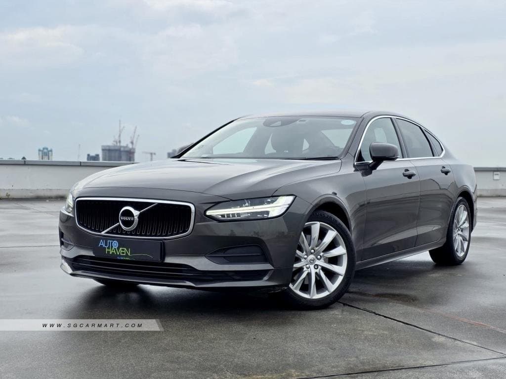 Volvo S90 T5 Momentum