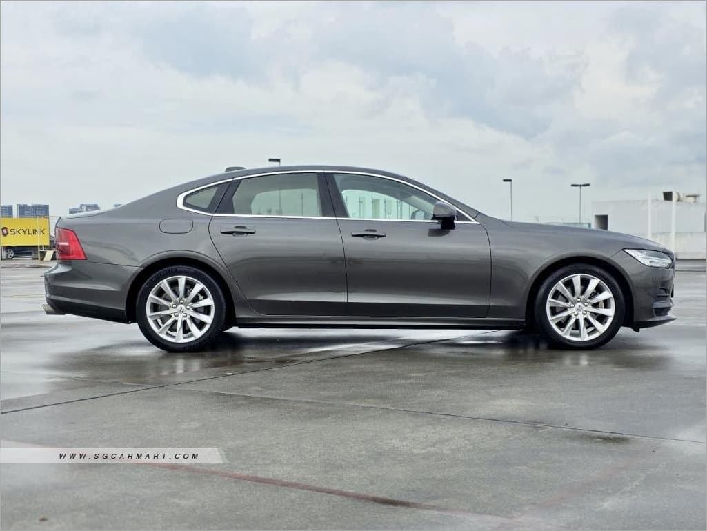 Volvo S90 T5 Momentum photo 3