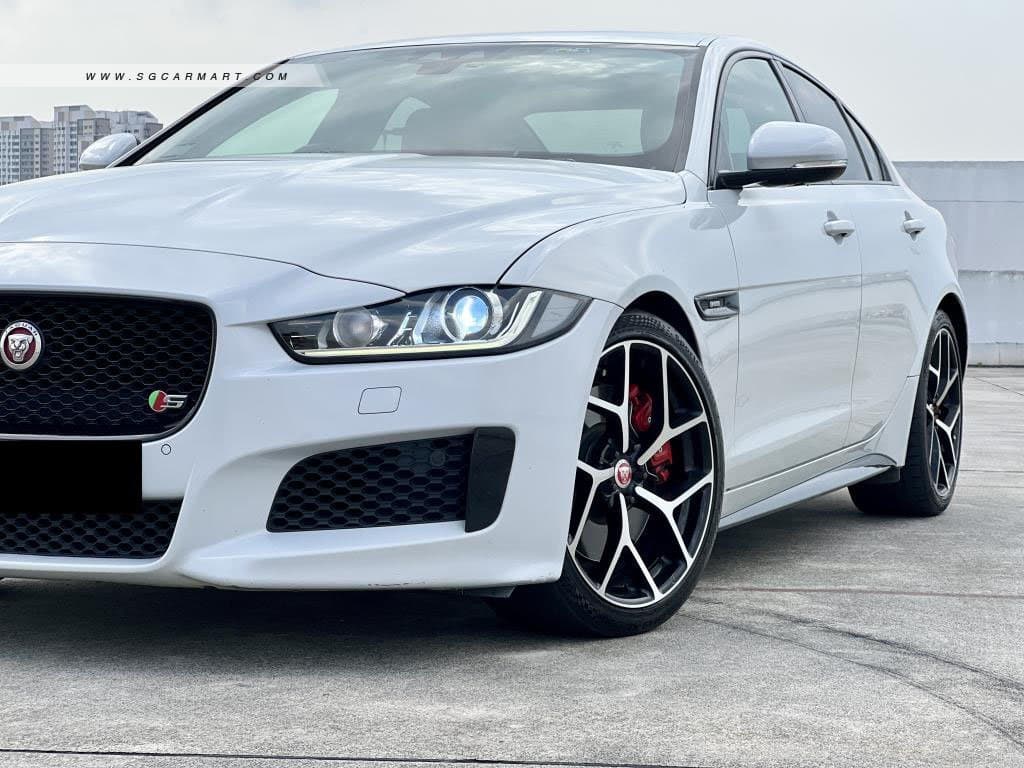Jaguar XE S 3.0A V6 photo 6