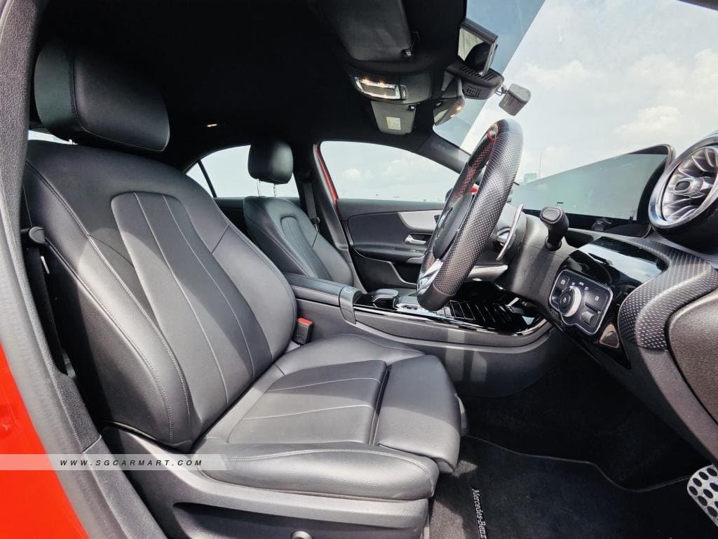 Mercedes-Benz A-Class Saloon A200 Progressive photo 8
