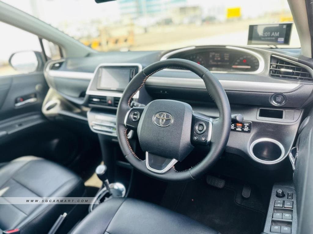 Toyota Sienta 1.5A Elegance photo 7