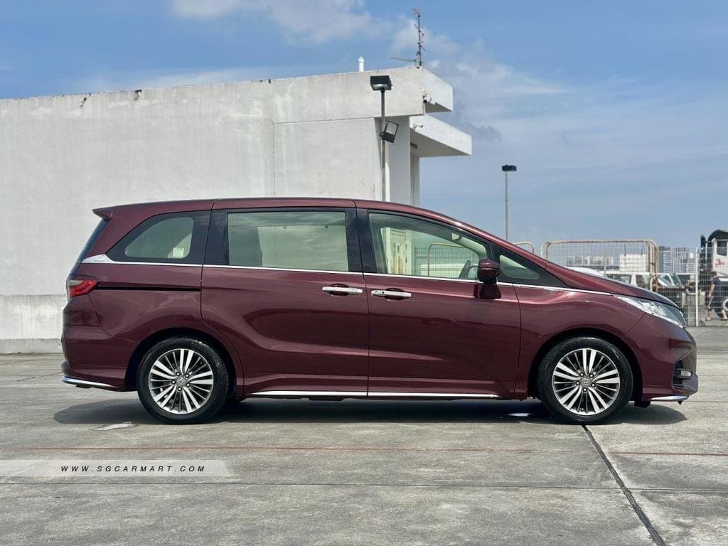 Honda Odyssey 2.4A EXV-S Sunroof photo 3