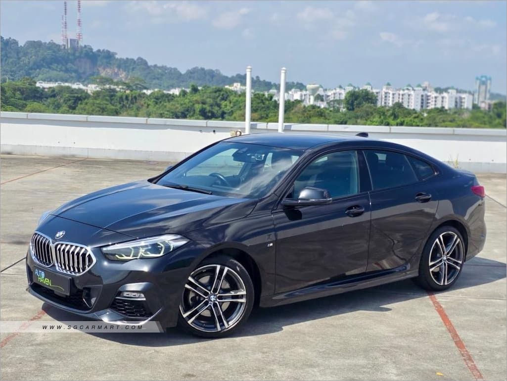 BMW 2 Series 218i Gran Coupe M-Sport photo 2