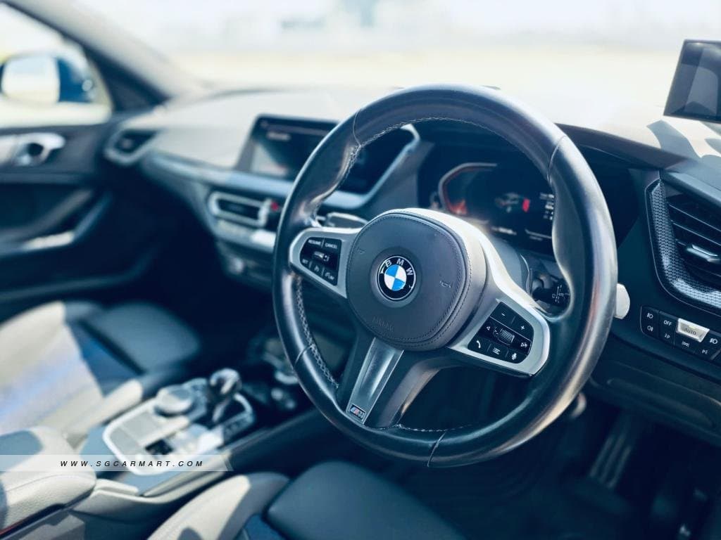 BMW 2 Series 218i Gran Coupe M-Sport photo 7