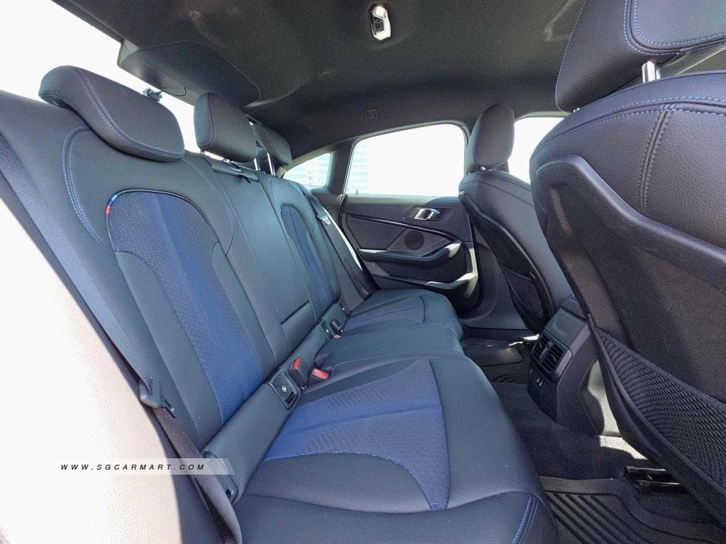 BMW 2 Series 218i Gran Coupe M-Sport photo 9
