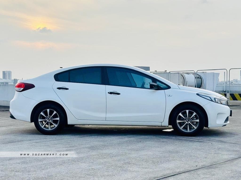 Kia Cerato K3 1.6A photo 3
