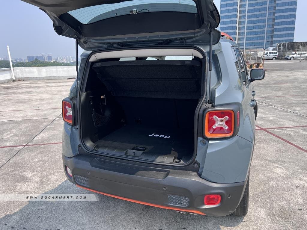 Jeep Renegade 1.4A Turbo Limited photo 5