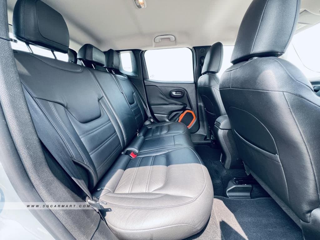 Jeep Renegade 1.4A Turbo Limited photo 8