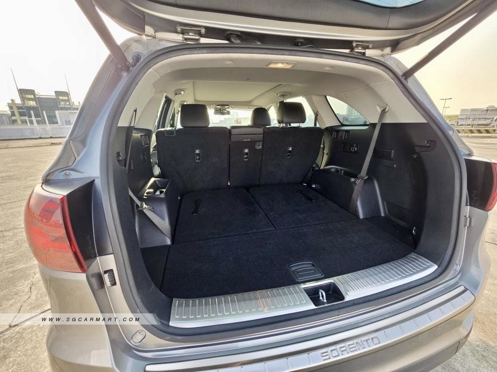 Kia Sorento Diesel 2.2A CRDi GT Line Sunroof photo 5