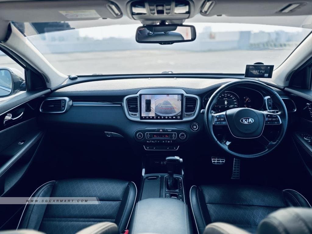Kia Sorento Diesel 2.2A CRDi GT Line Sunroof photo 6