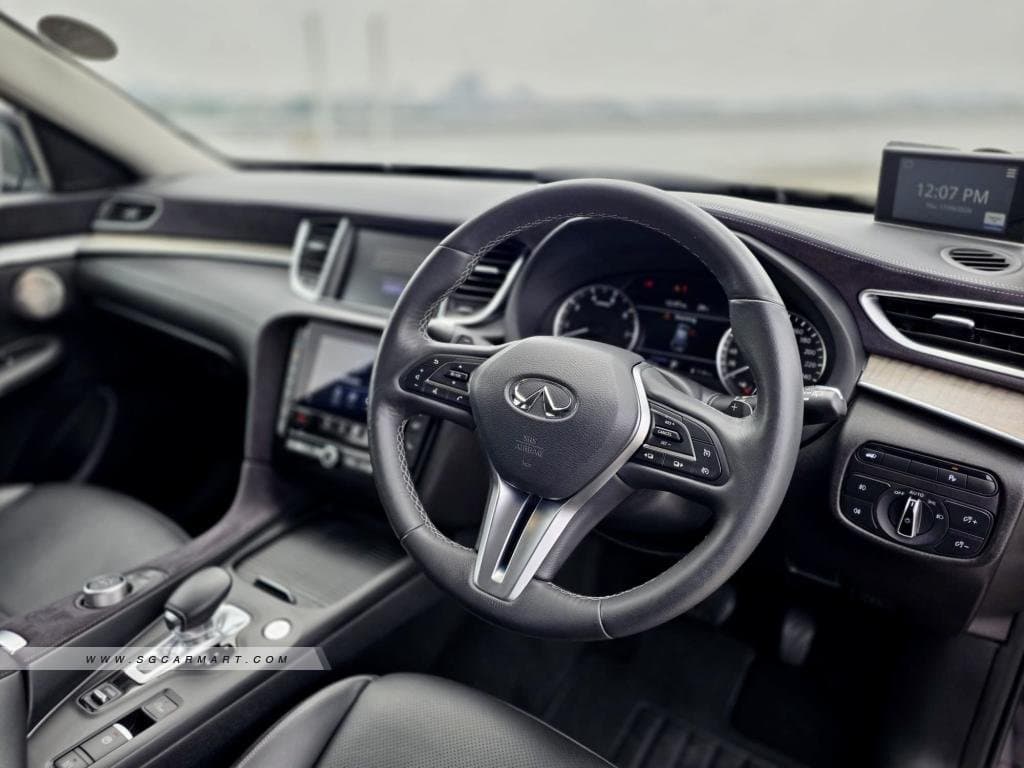 Infiniti QX50 2.0A Essential photo 7
