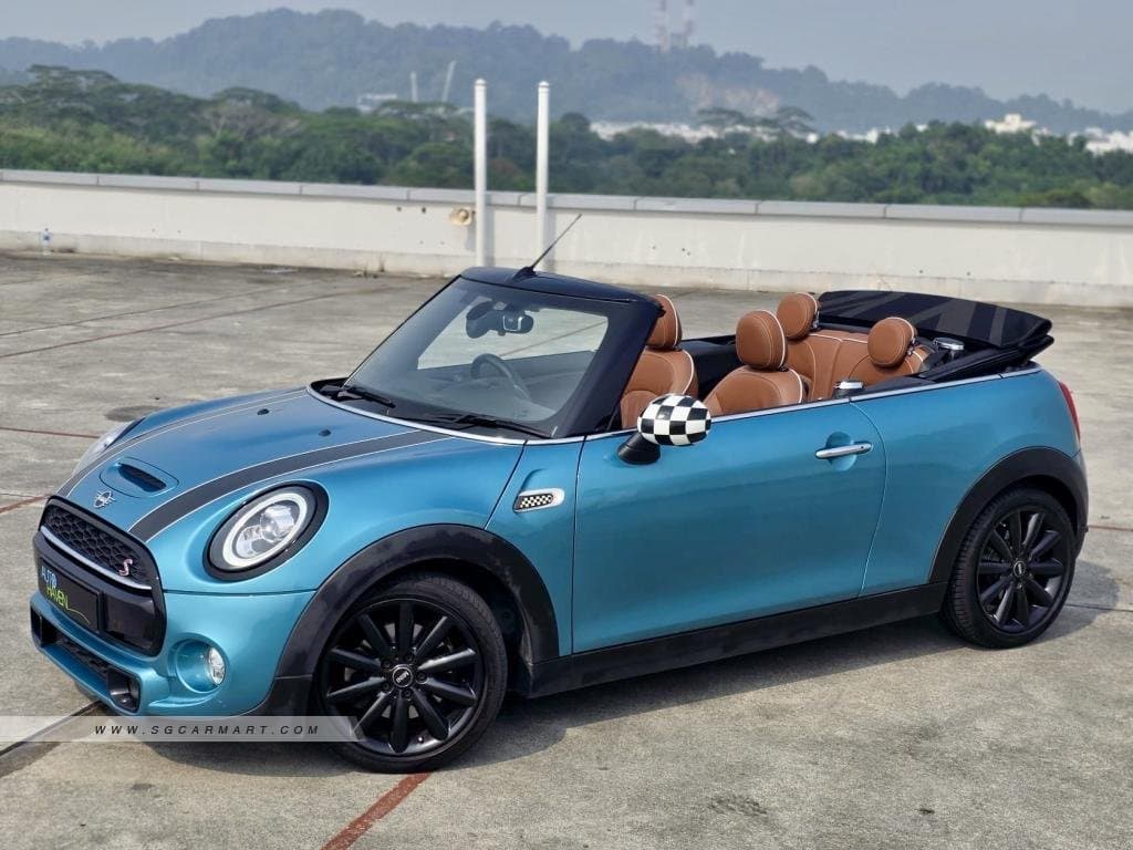 MINI Cooper S Cabriolet 2.0A photo 3