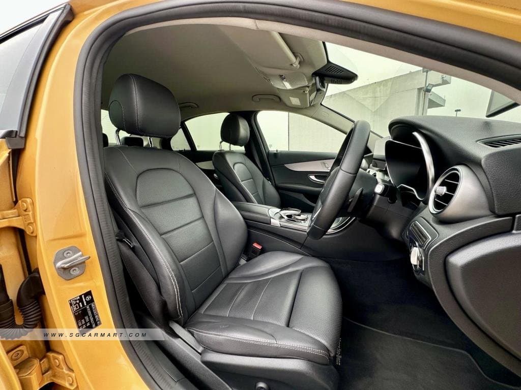Mercedes-Benz C-Class C180 Avantgarde photo 7