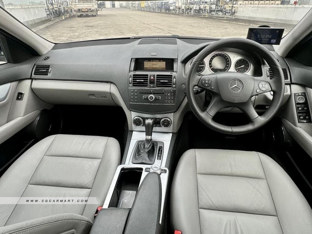 Mercedes-Benz C-Class C180K (COE till 08/2028) photo 5