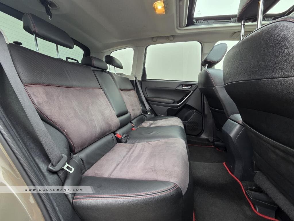 Subaru Forester 2.0i-L Sunroof photo 8